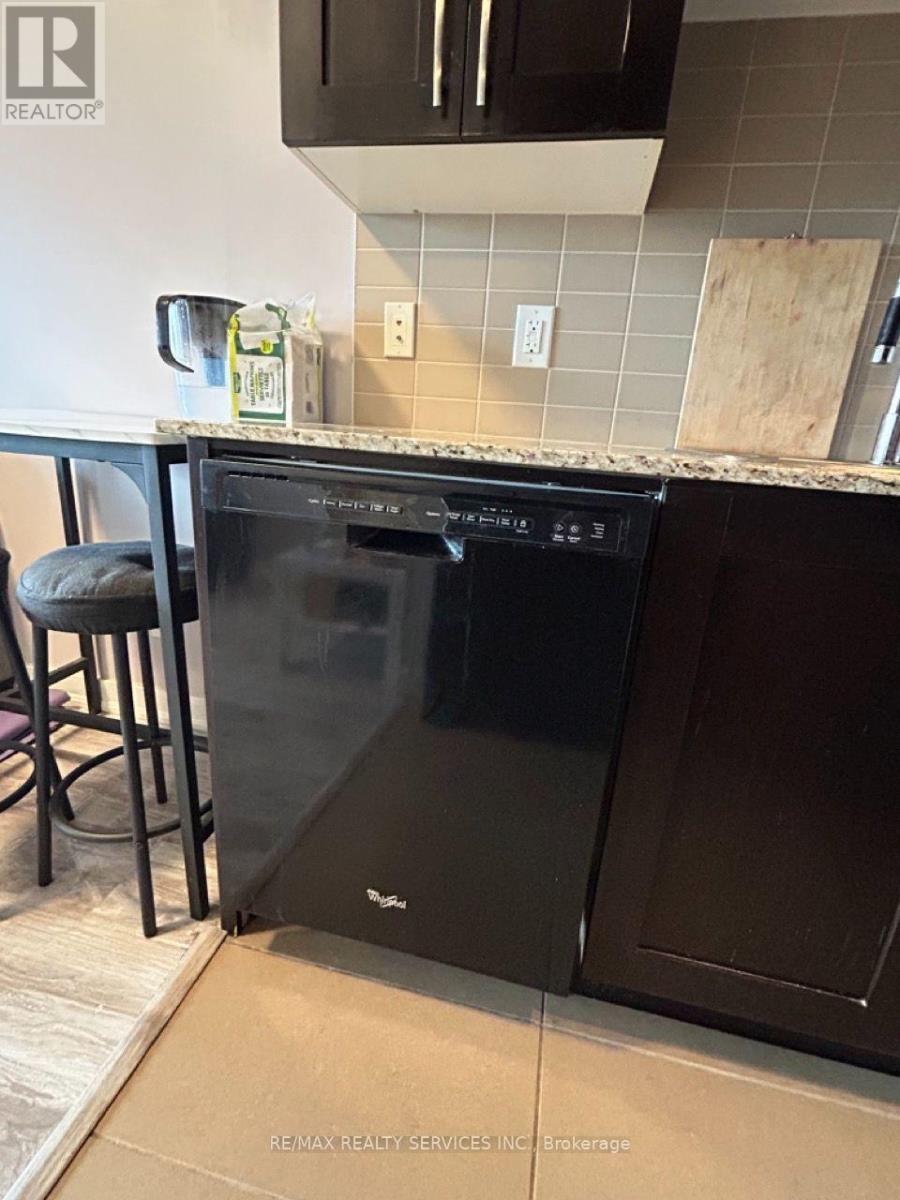 4005 - 4070 CONFEDERATION PARKWAY, Mississauga (Creditview) — photo 7