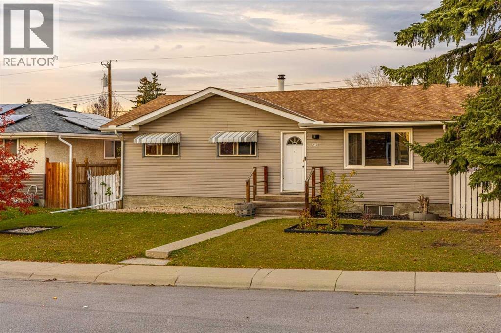 2120 Milne Drive NE photo 3