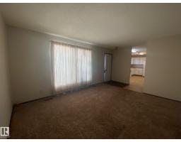 4103 73 St, Camrose, AB T4V3L7 Photo 10