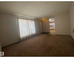 4103 73 St, Camrose, AB T4V3L7 Photo 9