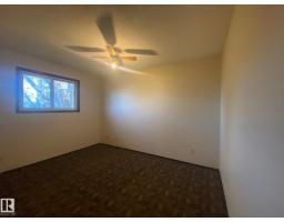 4103 73 St, Camrose, AB T4V3L7 Photo 16