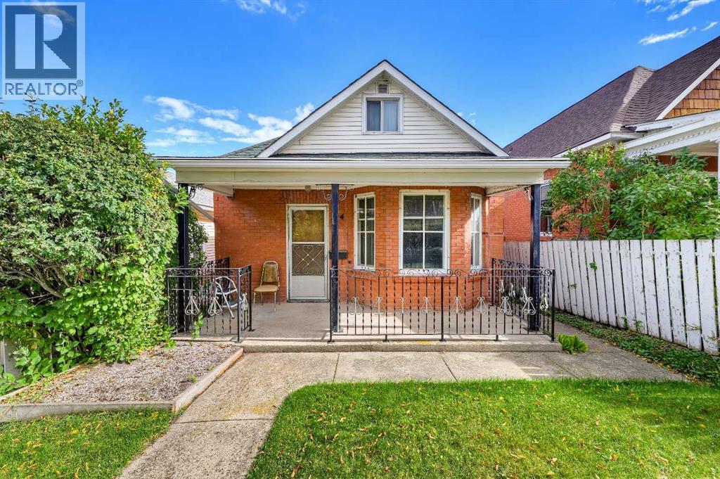 104 7 Street NE photo 10