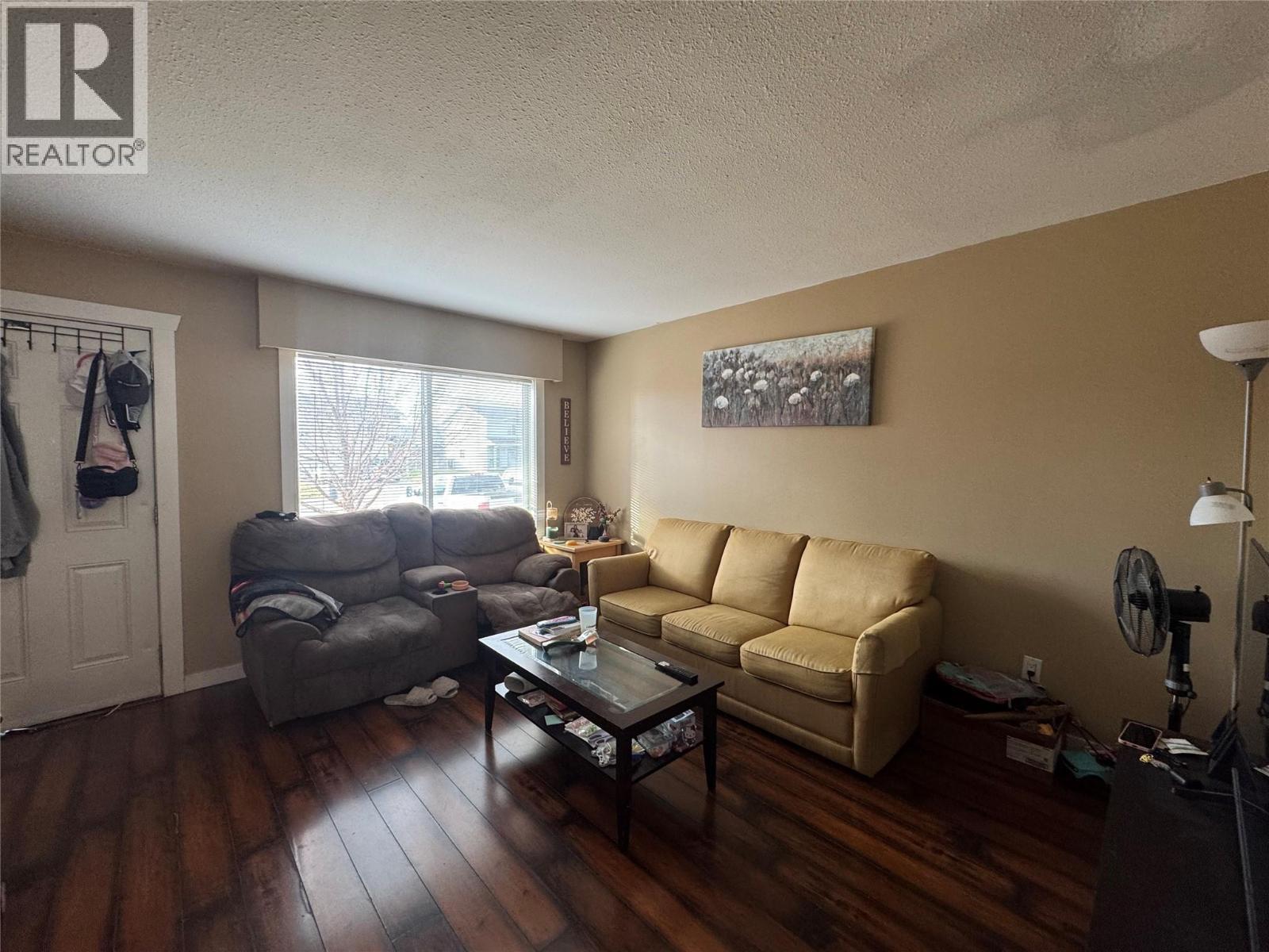 #202 1716 Willowbrook Crescent - 3