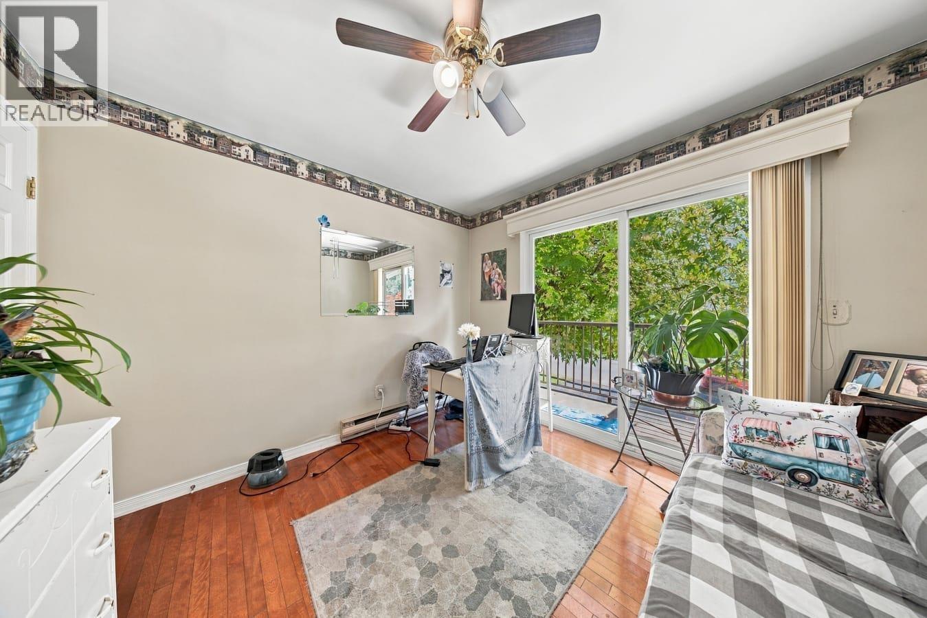 Photo of 1815 BROWN STREET 18
