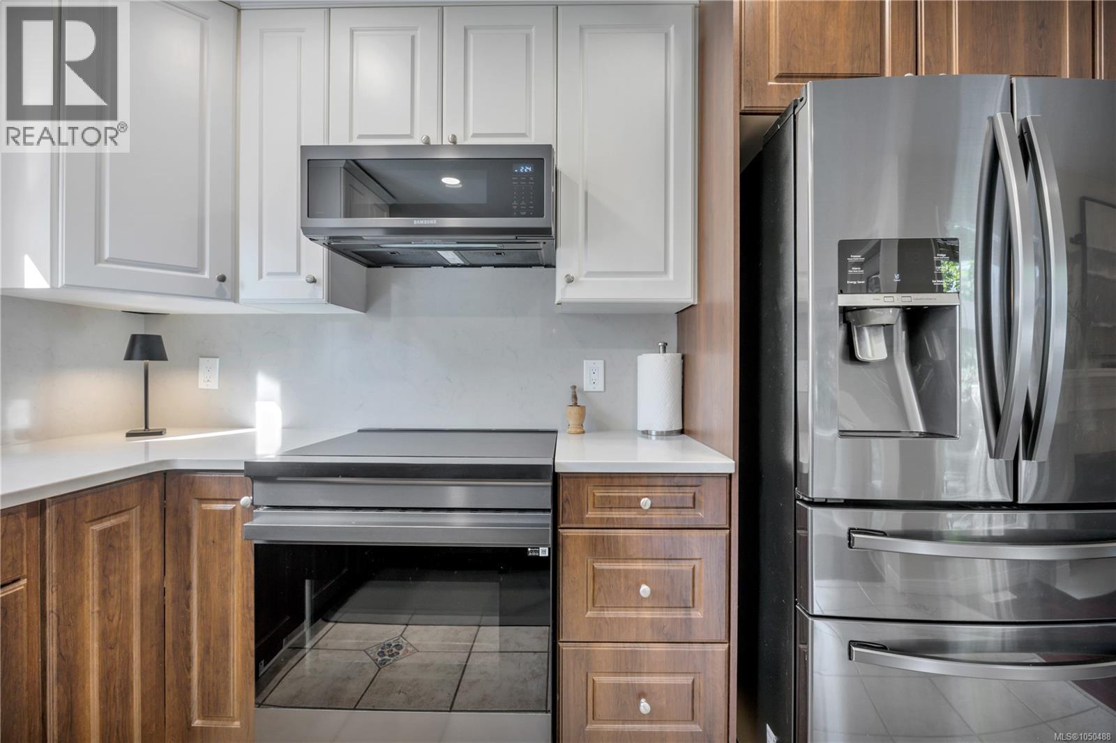 5911 Waldbank Rd - 5