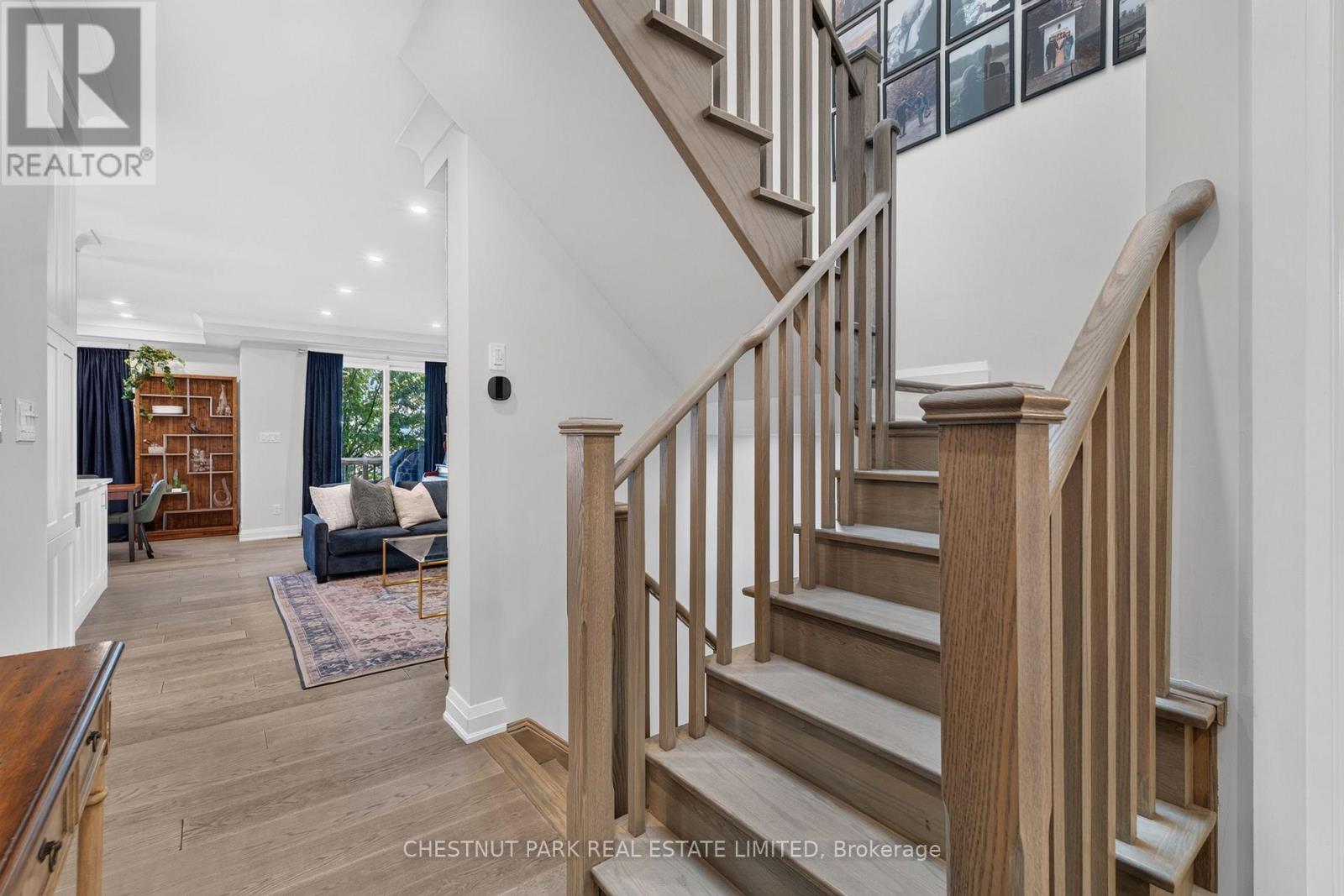 40 LOWTHER AVENUE - 21