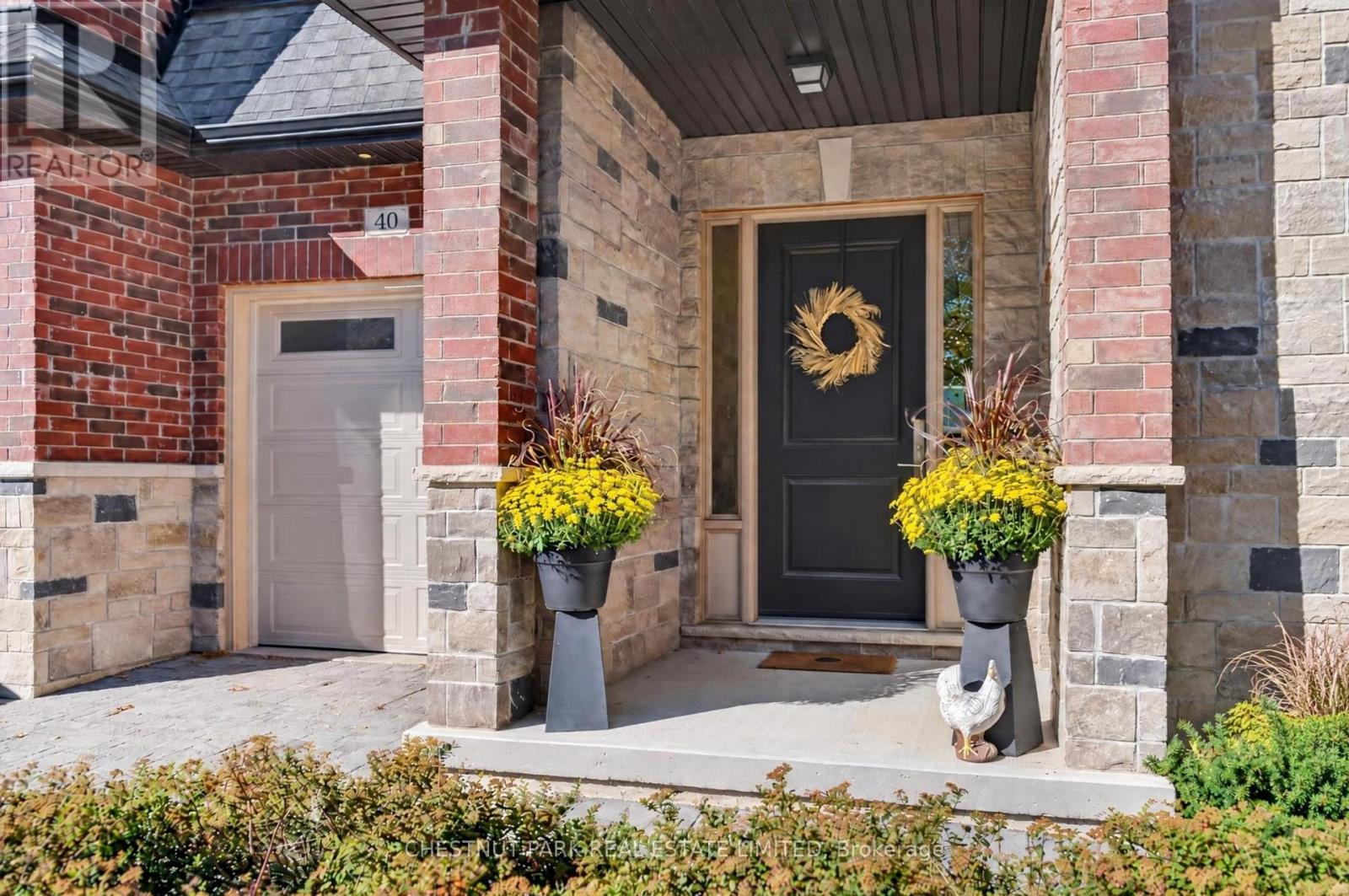 40 LOWTHER AVENUE - 3