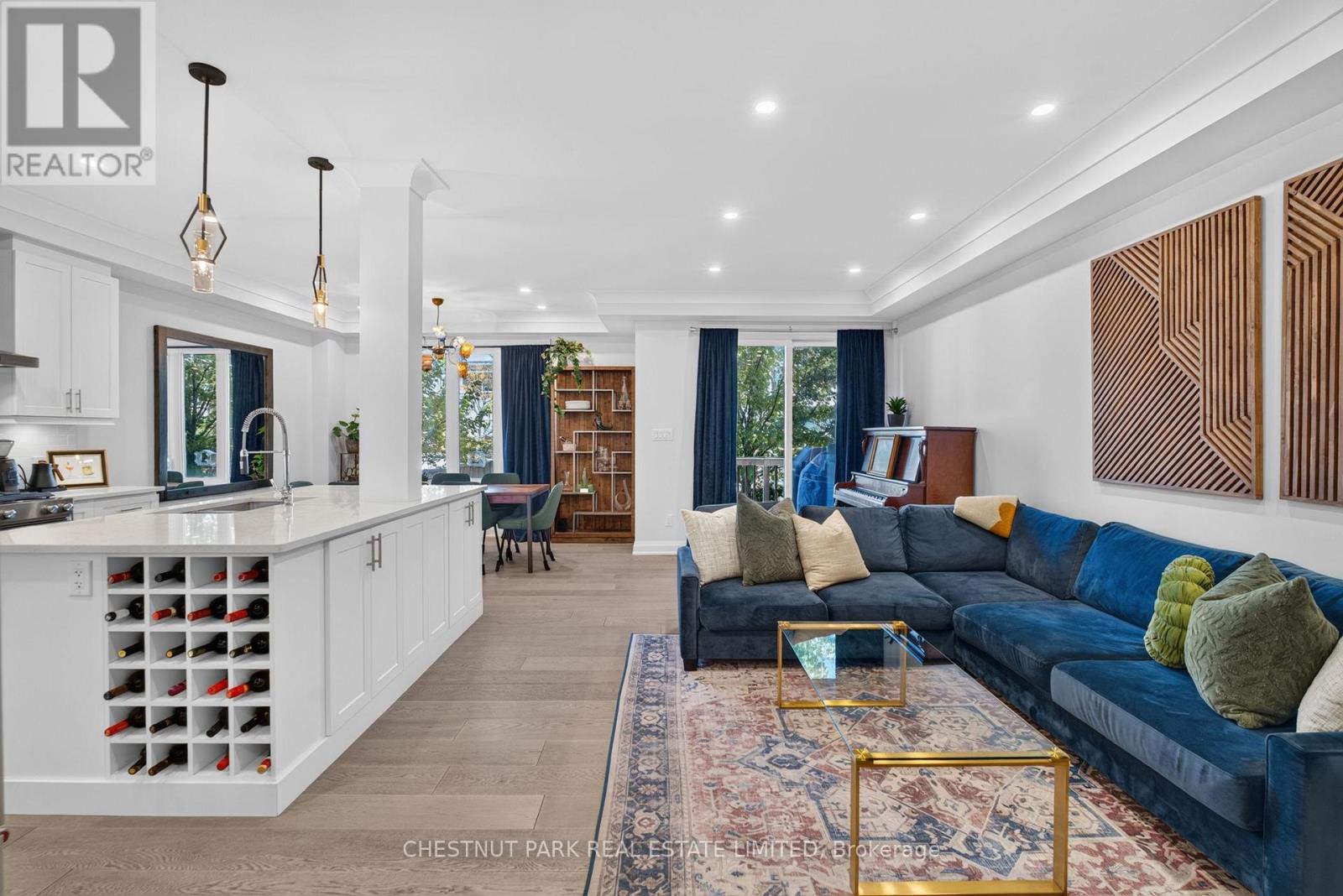 40 Lowther Avenue, Richmond Hill, ON photo 6