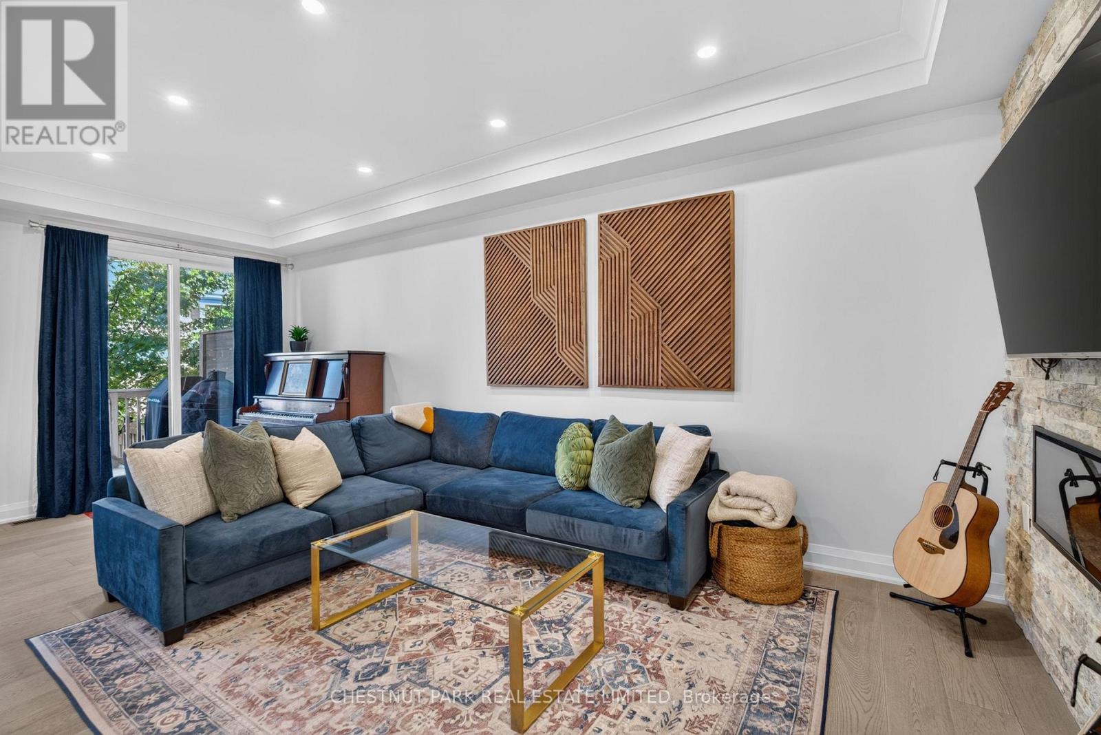 40 Lowther Avenue, Richmond Hill, ON photo 7