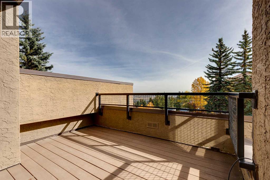 3, 125 Village Heights SW photo 8
