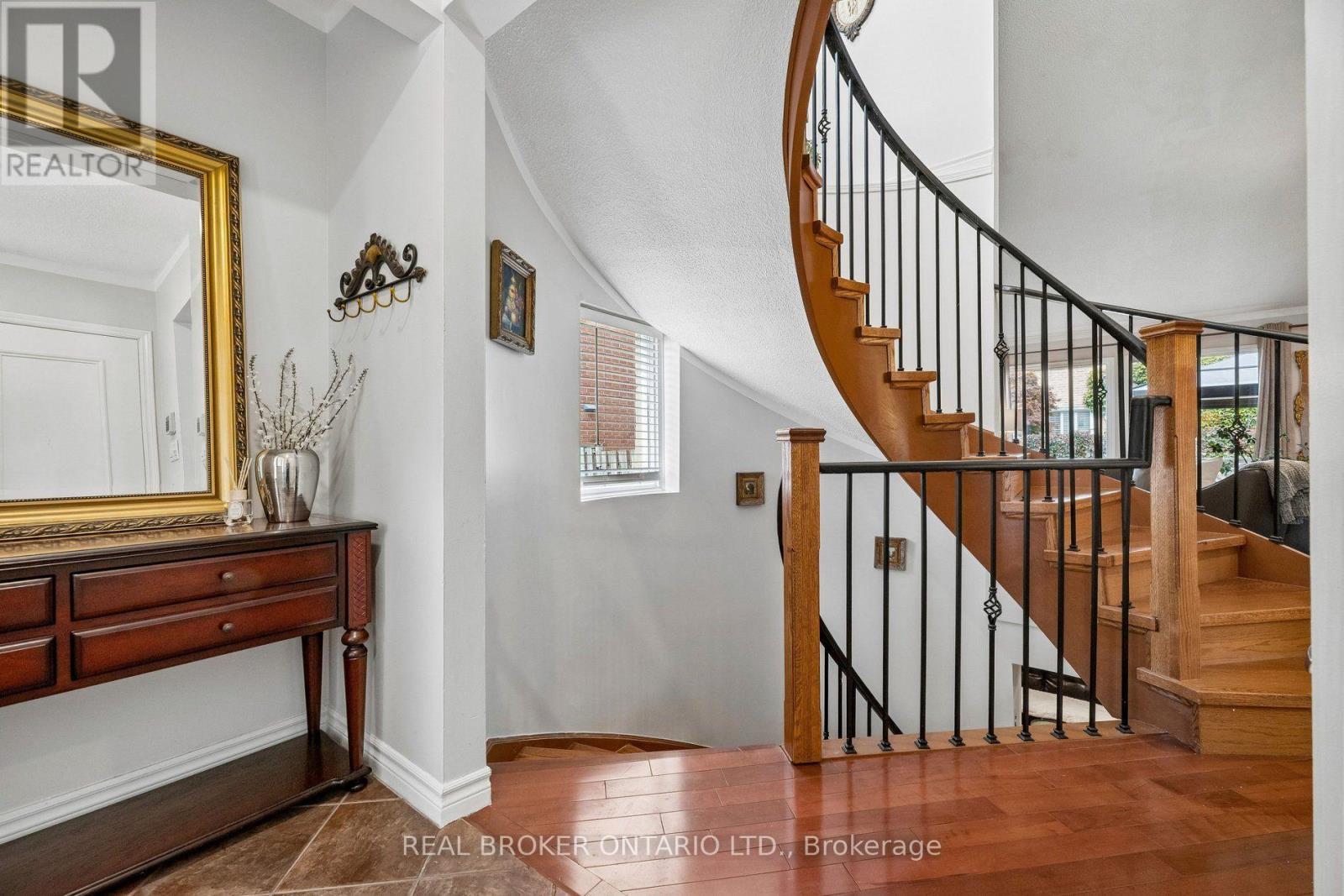 22 RAVENSCROFT ROAD - 5