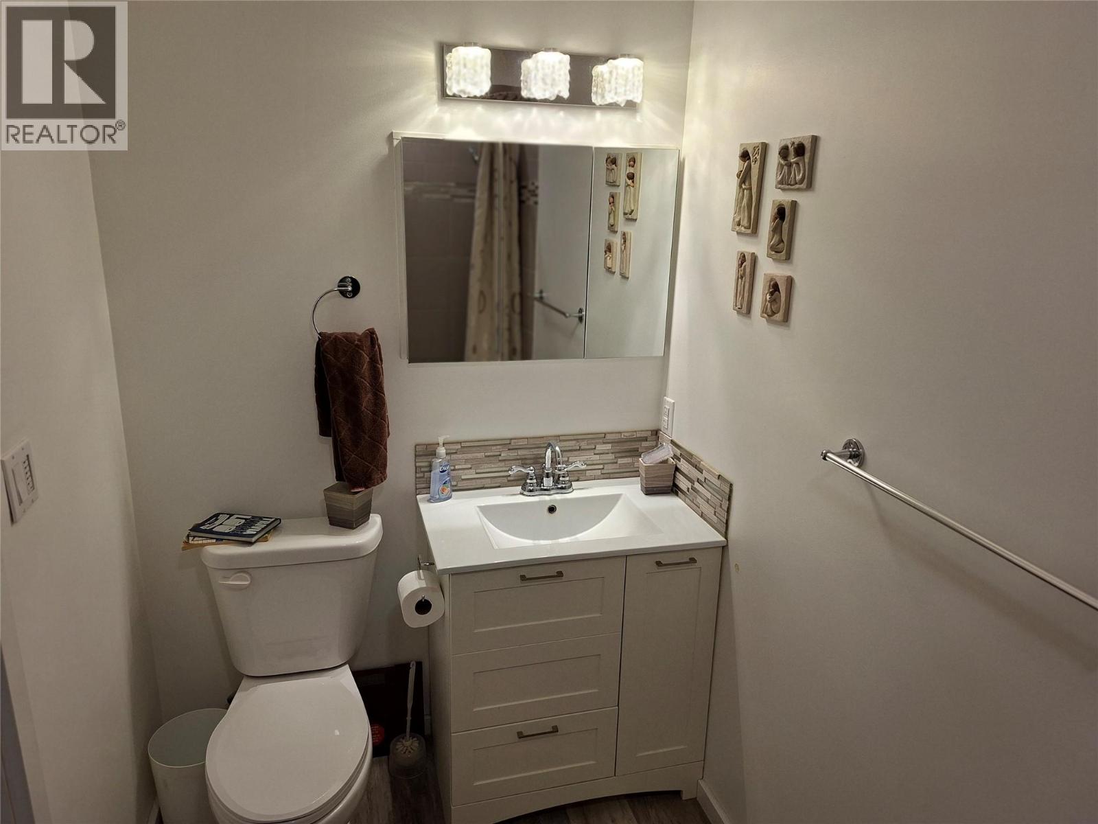 4306 36th Avenue - 10