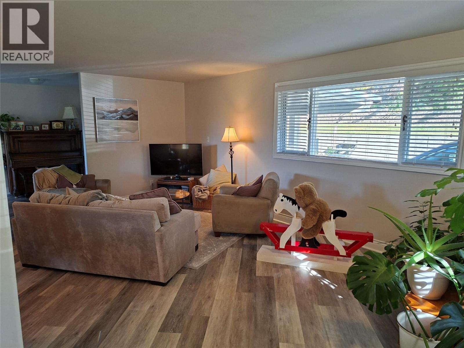 4306 36th Avenue, Osoyoos