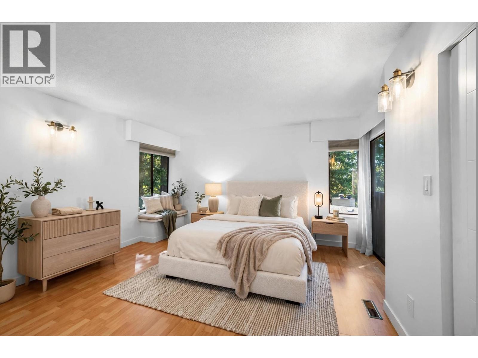 Photo of 5520 HUCKLEBERRY LANE 7