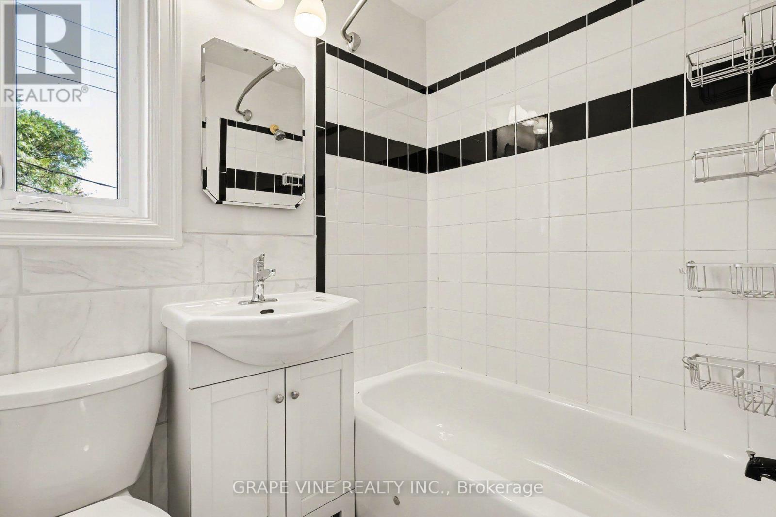 371 LAROUCHE STREET, Ottawa — photo 12