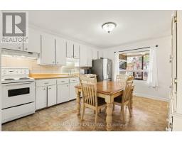 Family room - 371 Larouche Street, Ottawa, ON K1L7L1 Photo 6