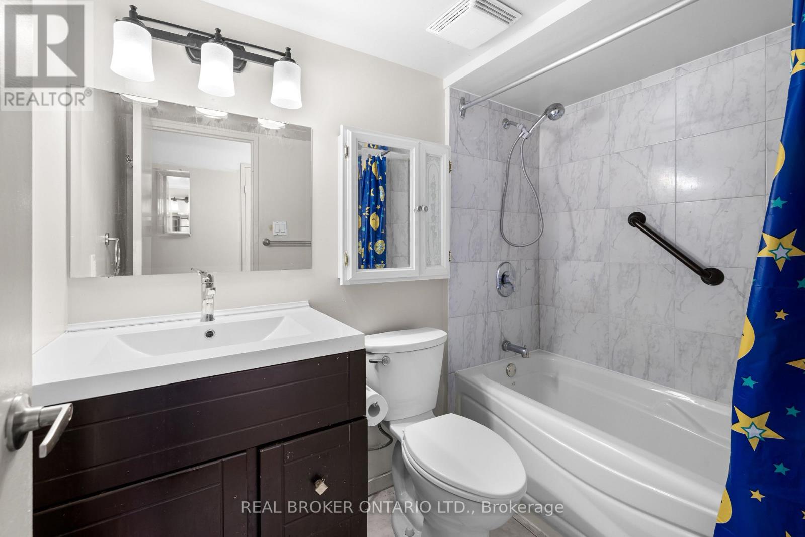 Main Bathroom