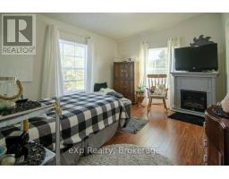 123 Rosewood Drive, Georgian Bluffs, ON N4K5N5 Photo 17