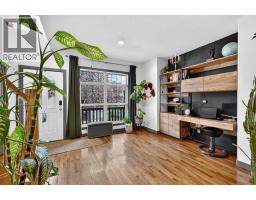 2pc Bathroom - 2117 15 Street Sw, Calgary, AB T2T3Y9 Photo 6