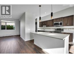 8354 9 Avenue Sw, Calgary, AB T3H0Y4 Photo 13