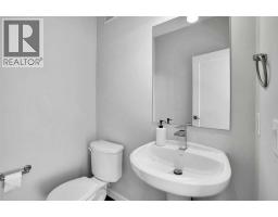 8354 9 Avenue Sw, Calgary, AB T3H0Y4 Photo 20