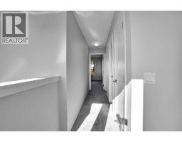 8354 9 Avenue Sw, Calgary, AB T3H0Y4 Photo 26