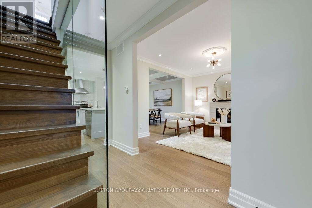 71 KERSDALE AVENUE, Toronto (Keelesdale-Eglinton West) — photo 2