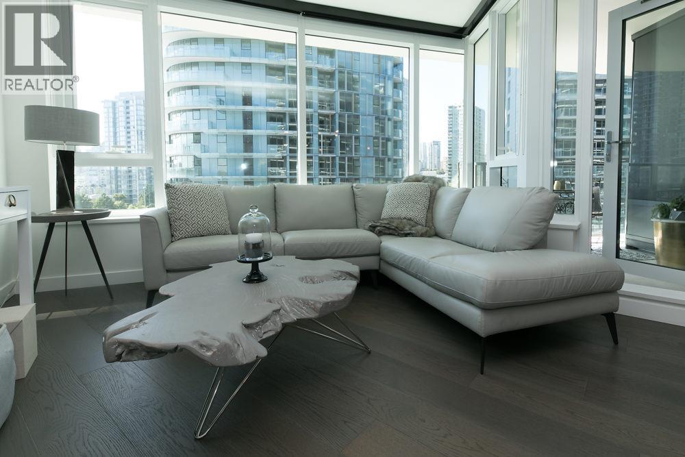 810 68 SMITHE Street, Vancouver