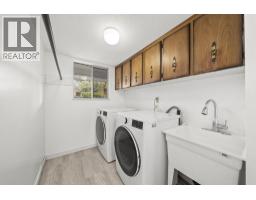 8260 Aspin Drive, Richmond, BC V6Y3B8 Photo 18