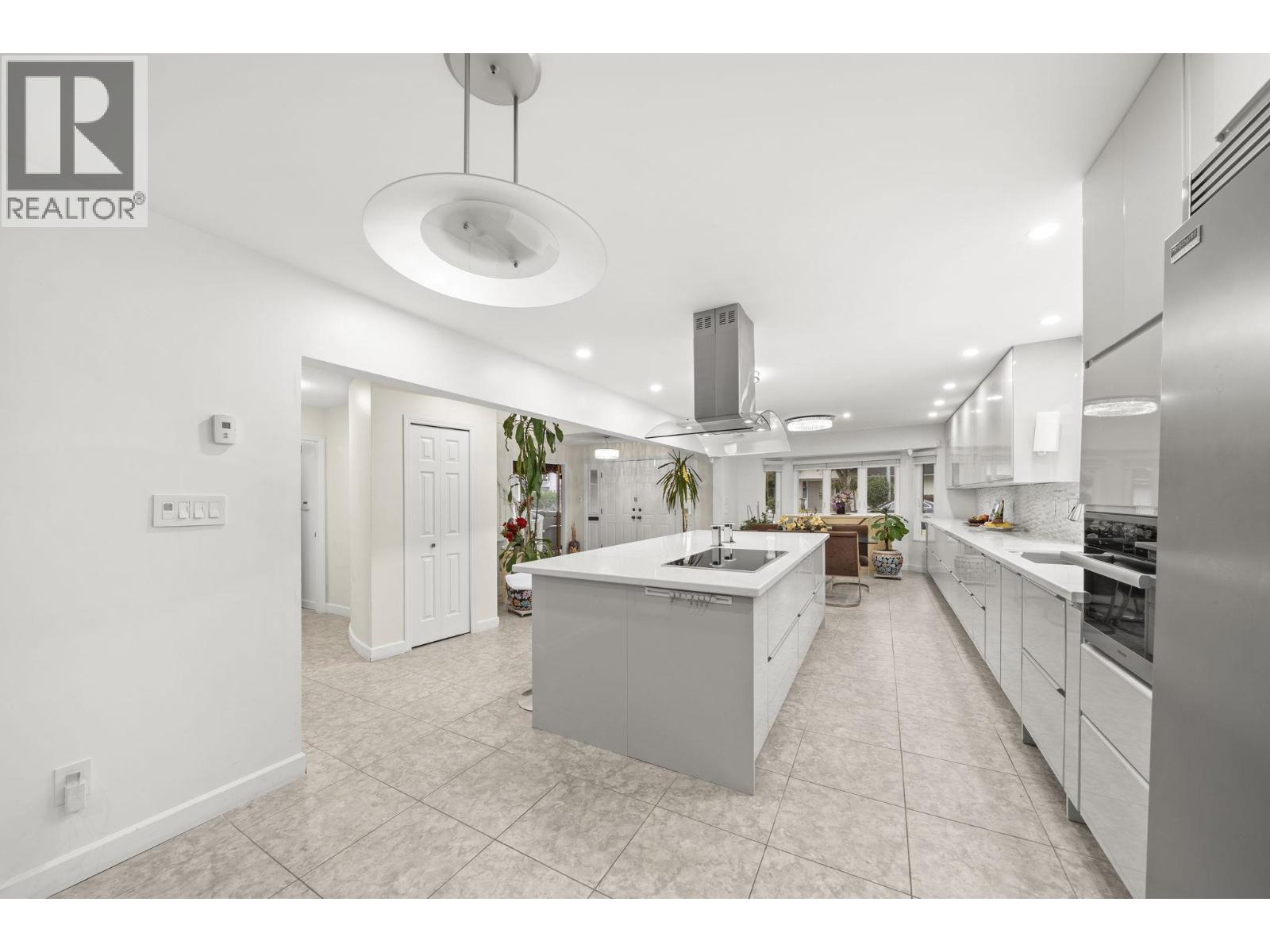 Photo of 8260 ASPIN DRIVE 8