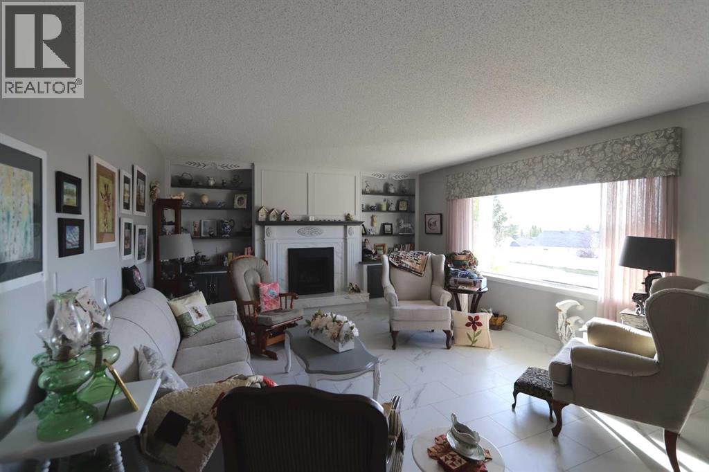 Listing photo – 5115 42 Street, Ponoka