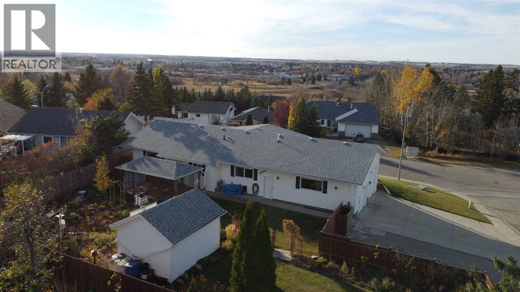 Listing photo – 5115 42 Street, Ponoka