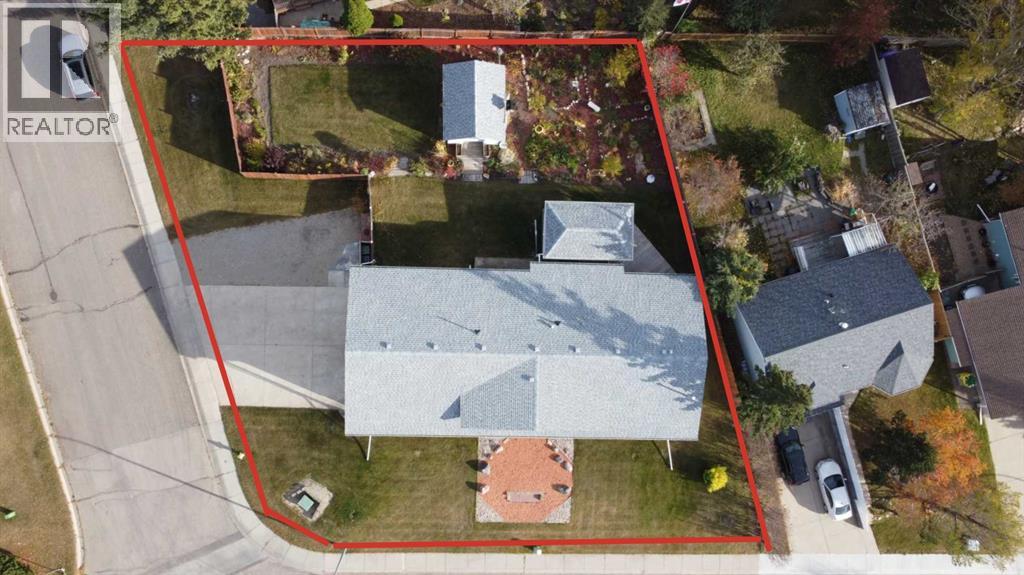 Listing photo – 5115 42 Street, Ponoka
