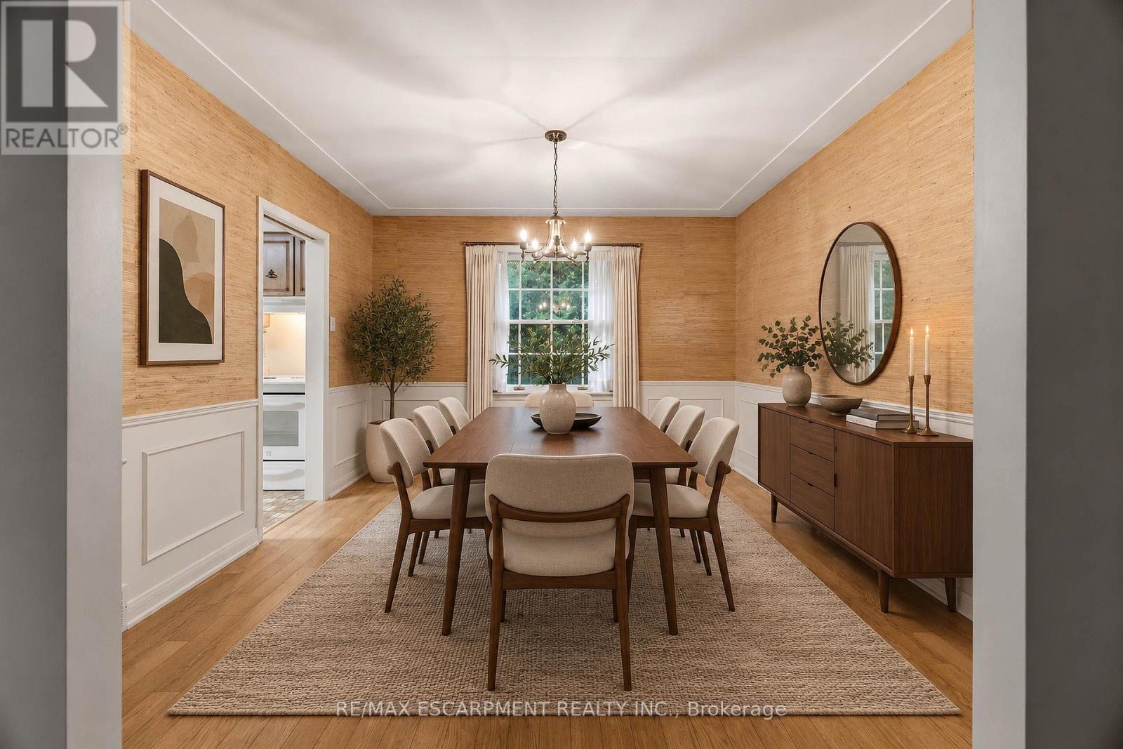 99 RUNNYMEDE CRESCENT, London North (North J) — photo 10