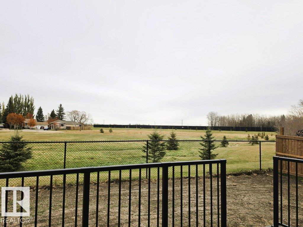 Photo 43 of 46