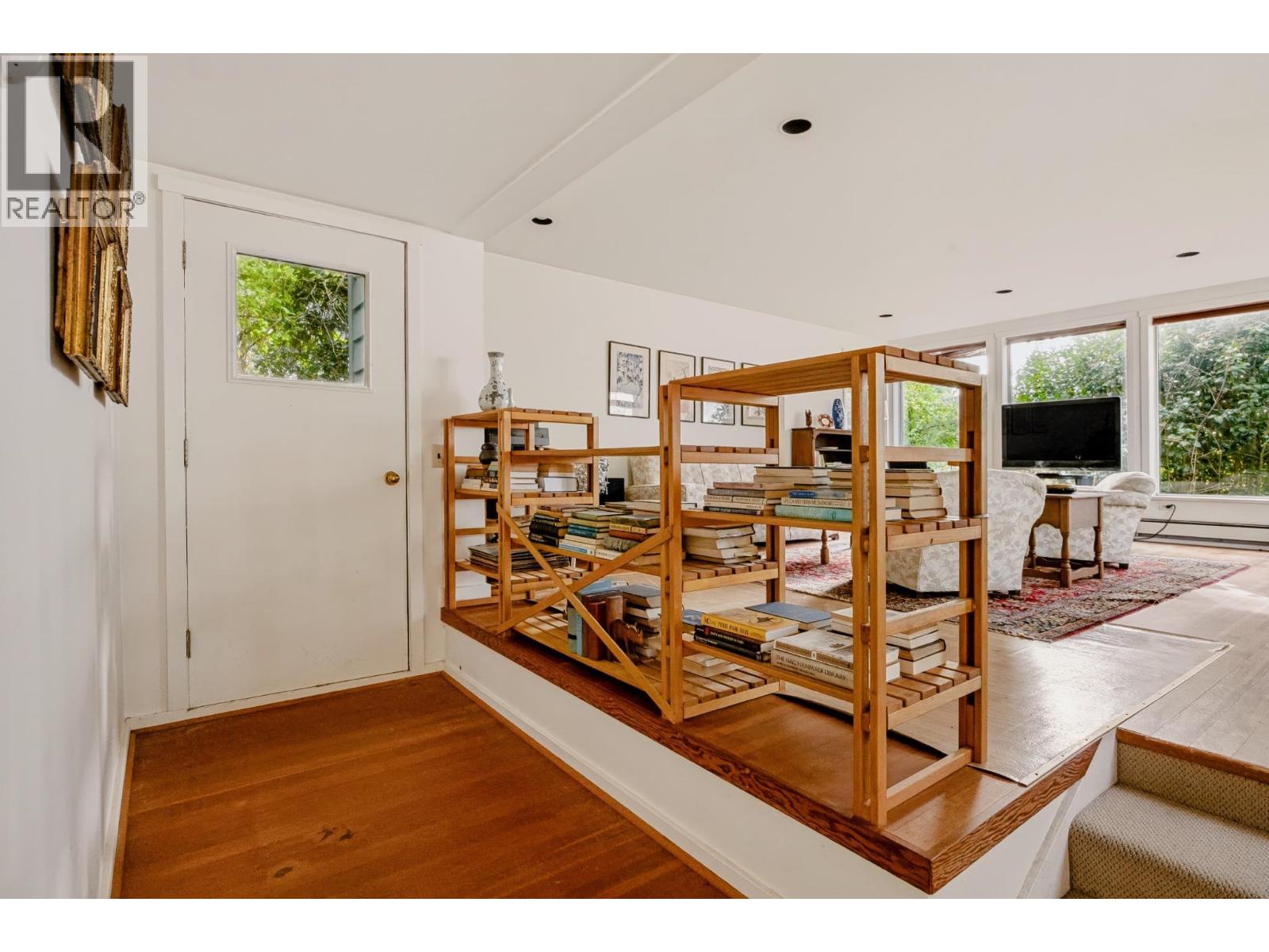 Photo of 3443 BEACH AVENUE 16