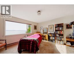 3443 Beach Avenue, Roberts Creek, BC V0N2W2 Photo 28