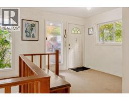 3443 Beach Avenue, Roberts Creek, BC V0N2W2 Photo 32