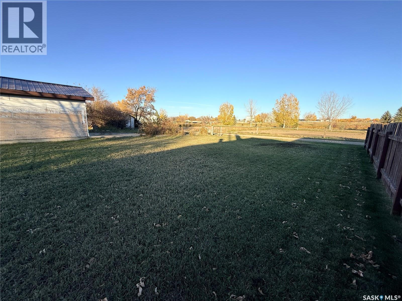 61 14th AVENUE SE, Swift Current — photo 4