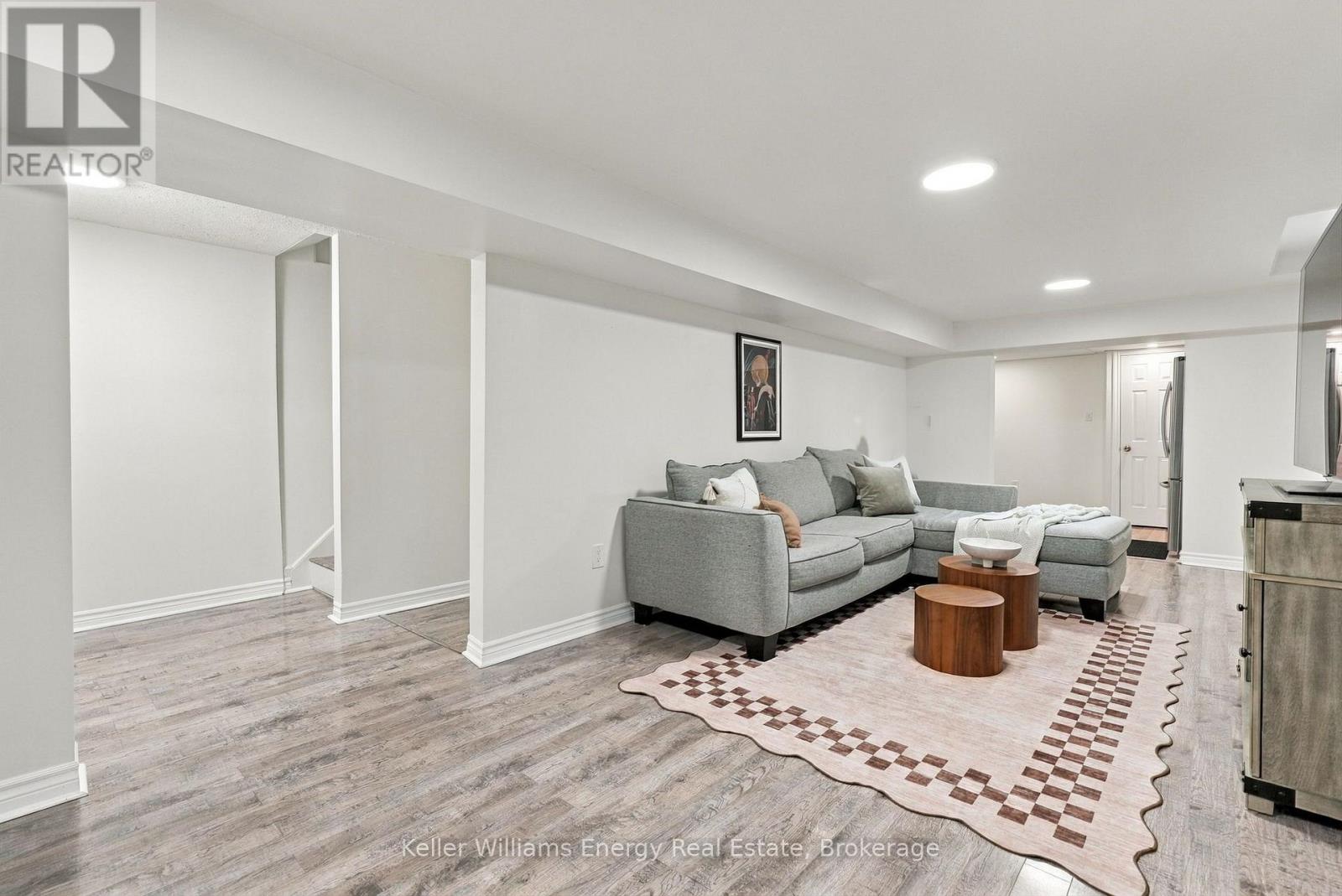 801 Greenbriar Drive, Oshawa, ON photo 35