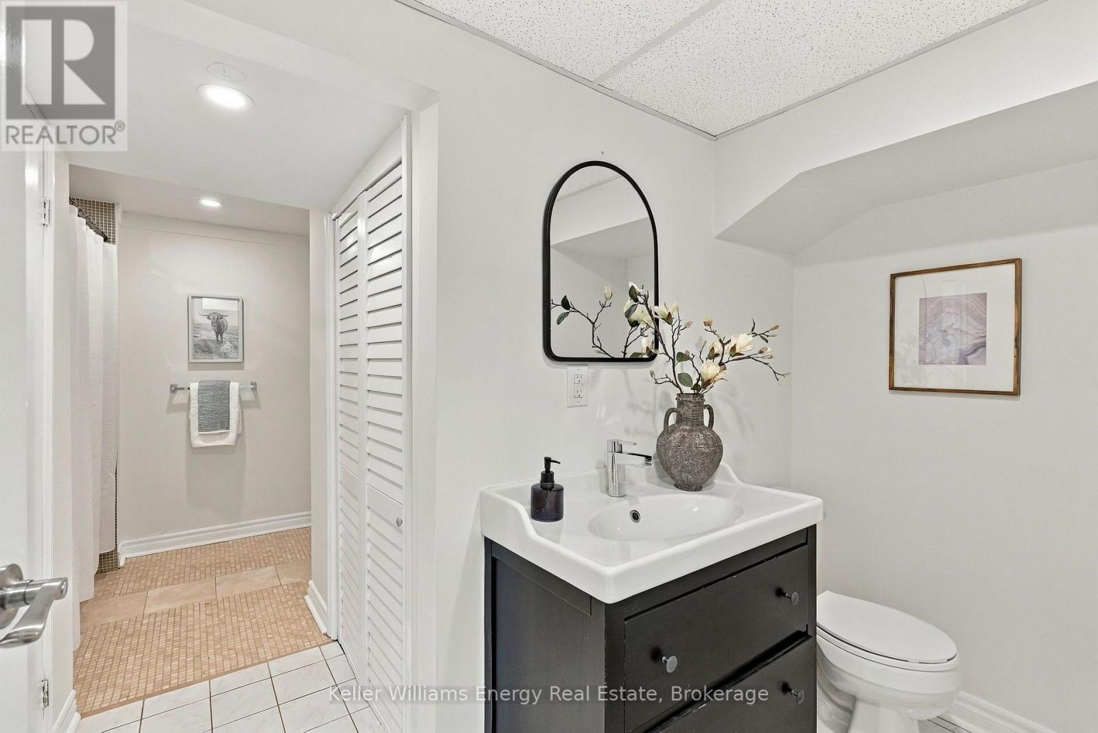 801 Greenbriar Drive, Oshawa, ON photo 39