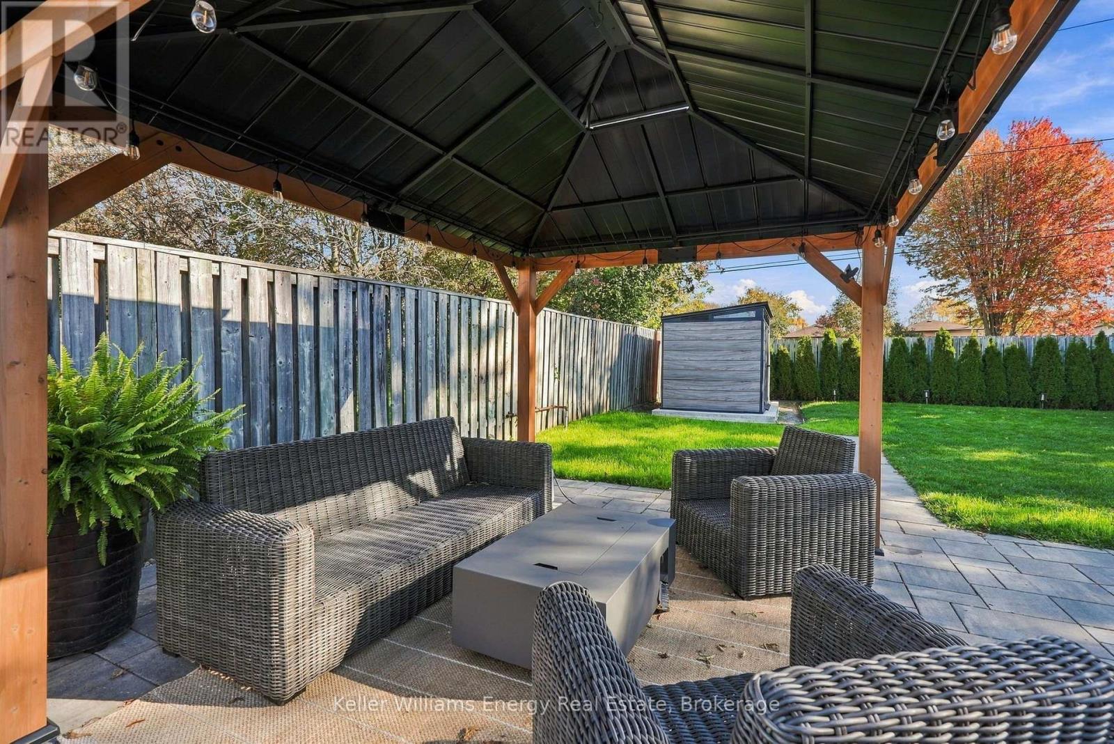 801 Greenbriar Drive, Oshawa, ON photo 43