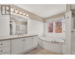 7001 Flewellyn Road, Ottawa, ON K2S1B6 Photo 34