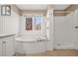 7001 Flewellyn Road, Ottawa, ON K2S1B6 Photo 35
