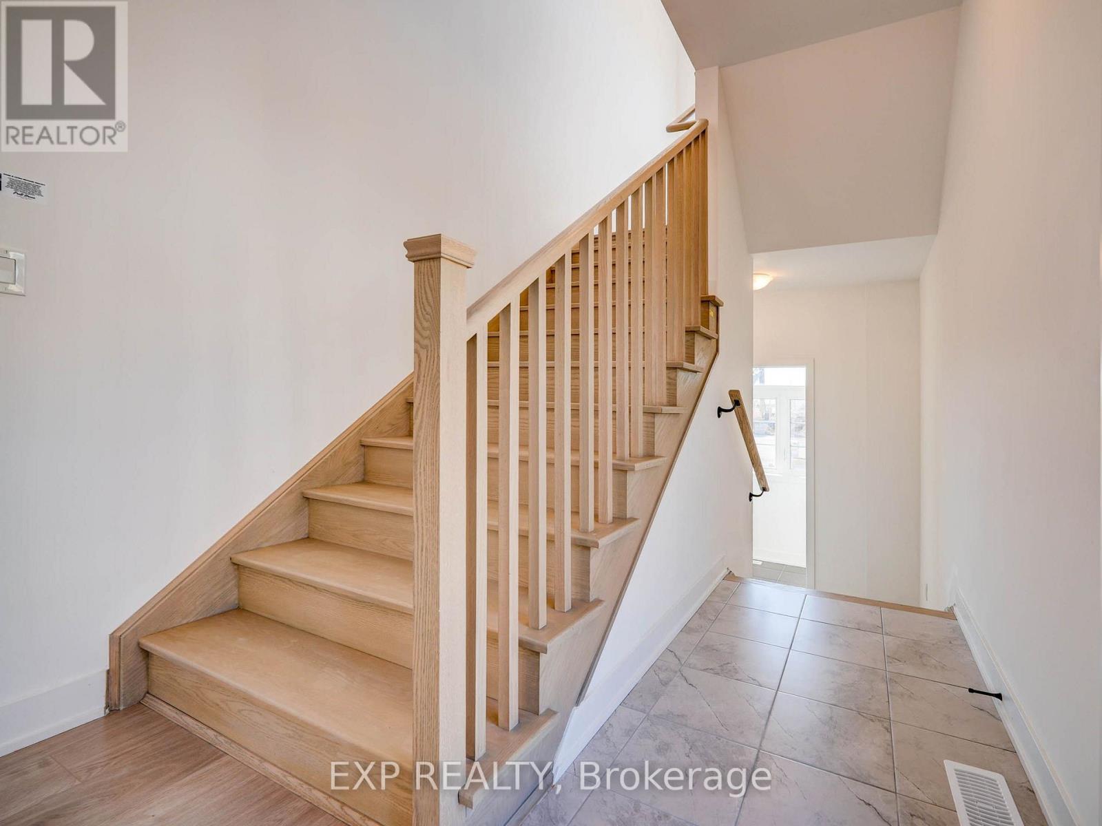 30 Wheatfield Road, Barrie photo 15