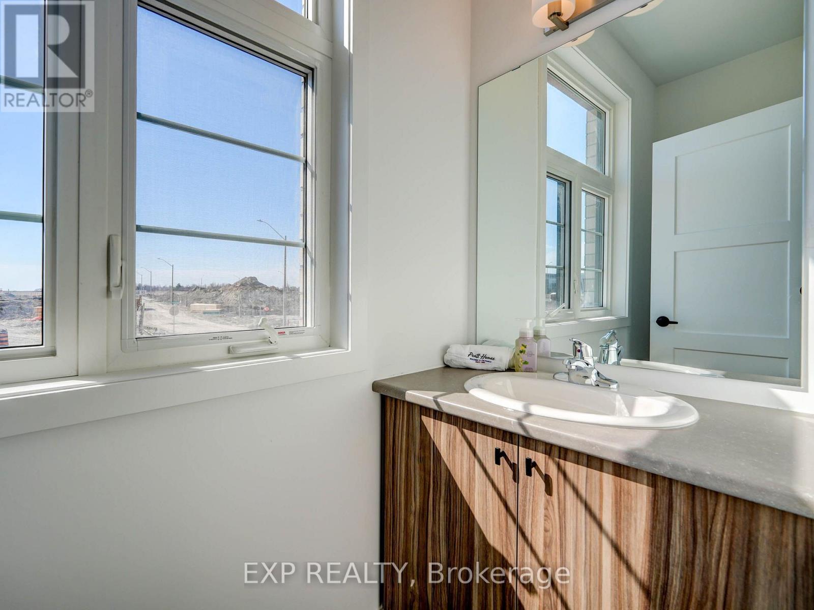 30 Wheatfield Road, Barrie photo 16