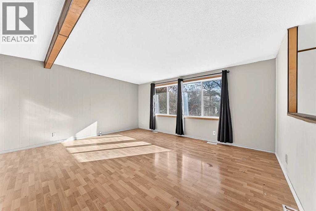 4 Sullivan Road SW, High River — photo 3