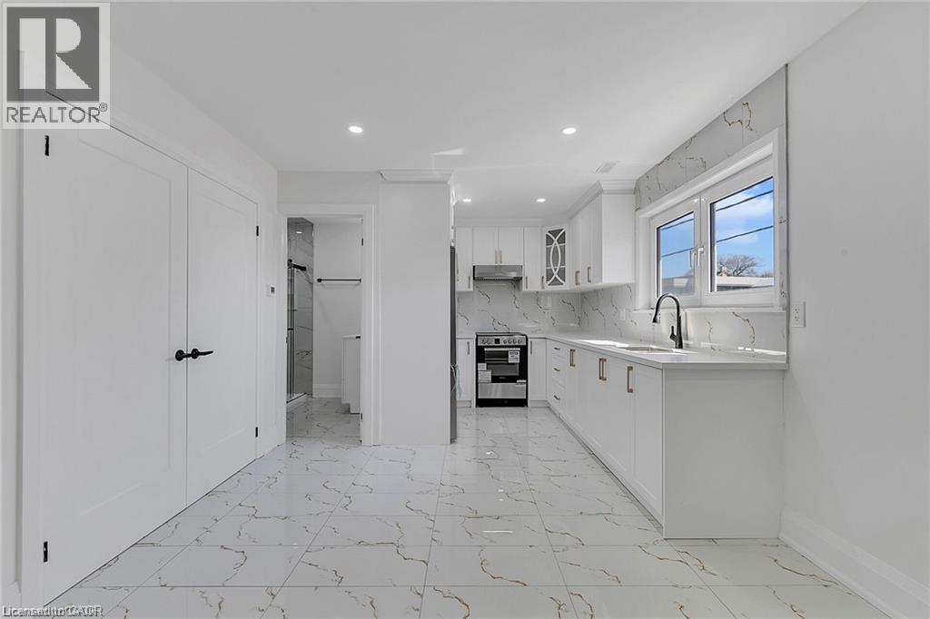 581 LANCASTER Street W Unit# 2, Kitchener — photo 4