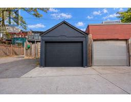 2001 Dundas Street W, Toronto, ON M6R1W7 Photo 32