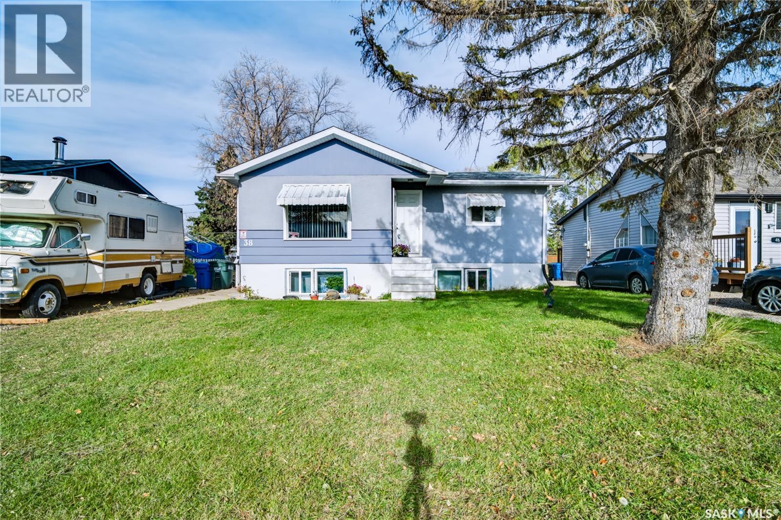 38 30th STREET E, Prince Albert — photo 2